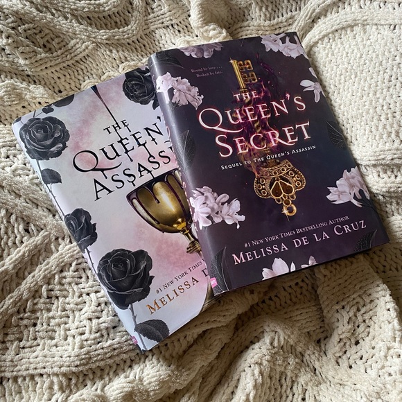The Queens Assassin’s duology by Melissa De La Cruz - Picture 4 of 4